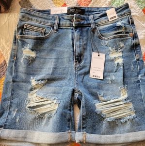NWT Judy Blue mid length shorts
